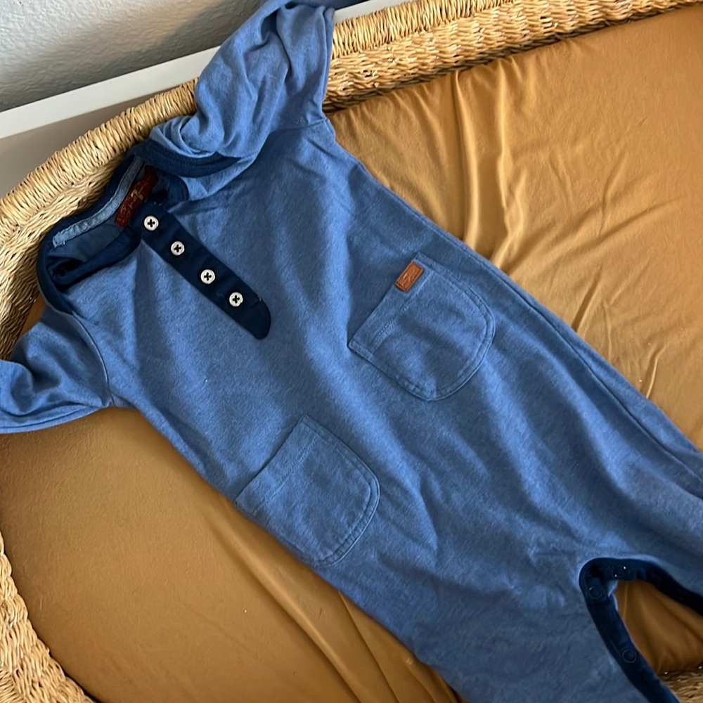 Like new blue pajamas/outfit